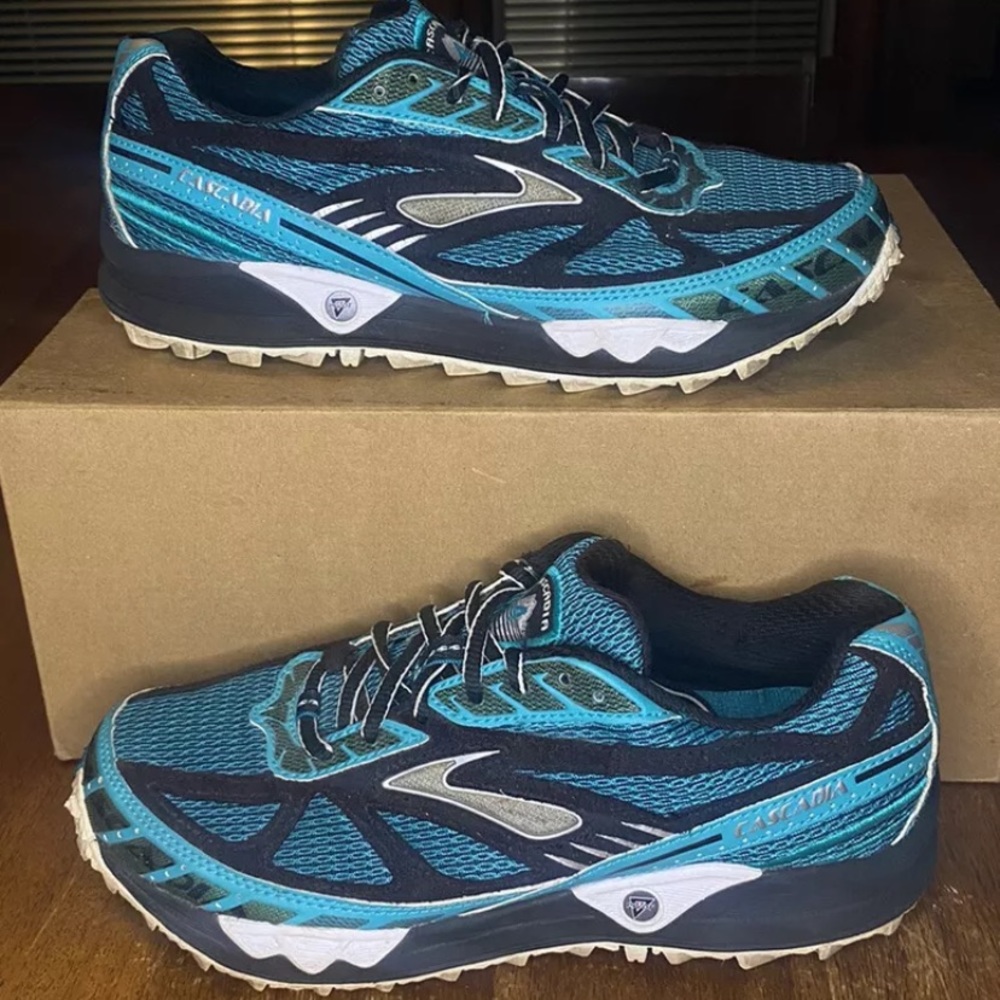 Brooks Cascadia 4 Women's Running Shoes Trail Hiking Blue Black Size 7